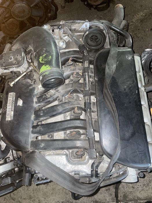 Двигатель AYL на Volkswagen Sharan 2.8
