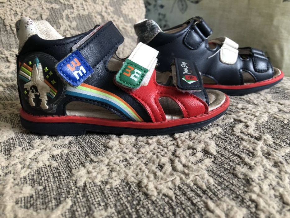 Сандалии 25 размер