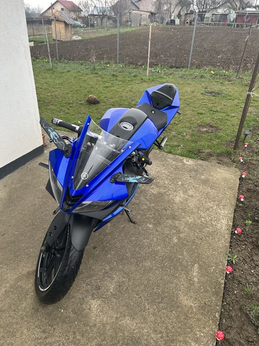 Yamaha YZF-R125 (YZFR125/R125)