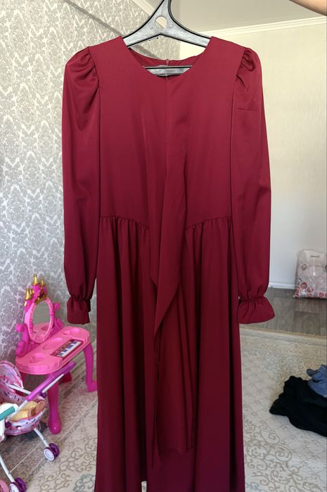 Продам красивое платье