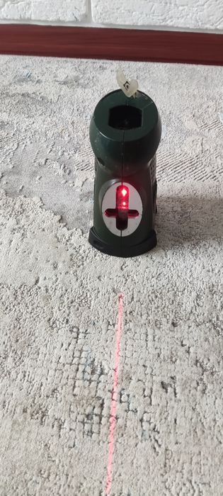 Лазерный уровень BOSCH