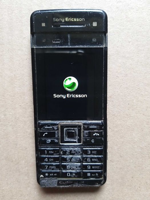 Продаеться Sony Ericsson C902 На запчасти