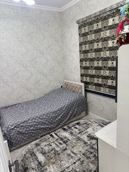 Uy 3 xona+xoll umumiy 2 sanuzel 1.8 sotix