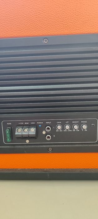 Продам сабвуфер автомобильный