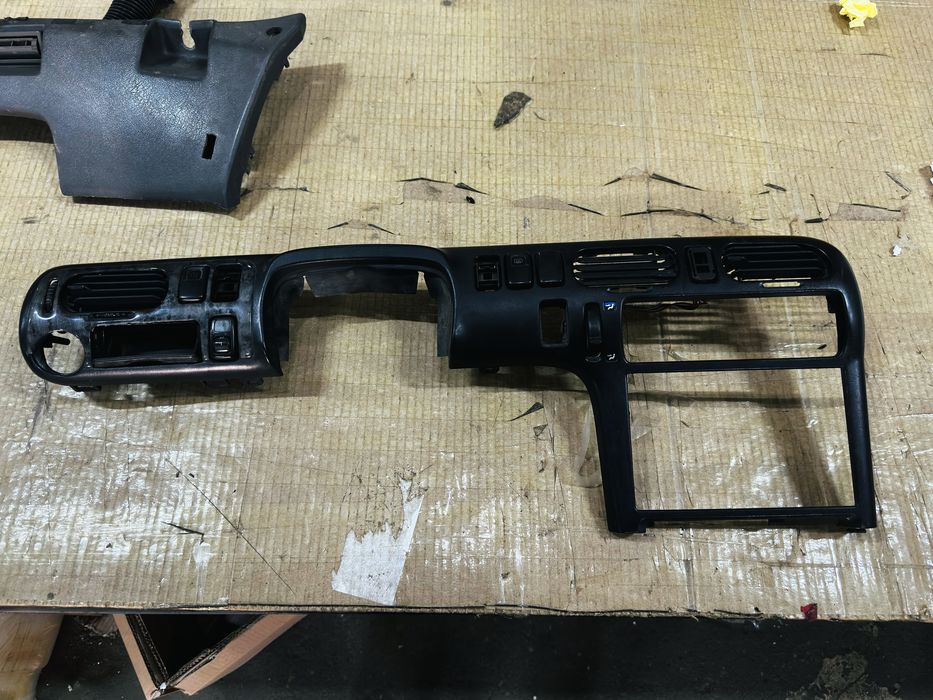 Продам пластик мазда 626ge