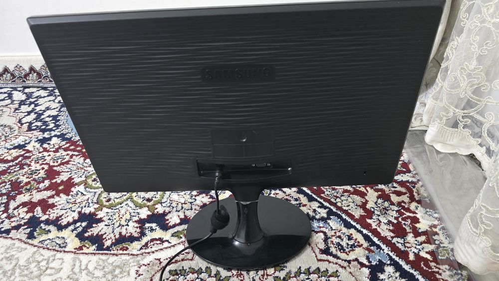 Samsung S22D300 Monitor