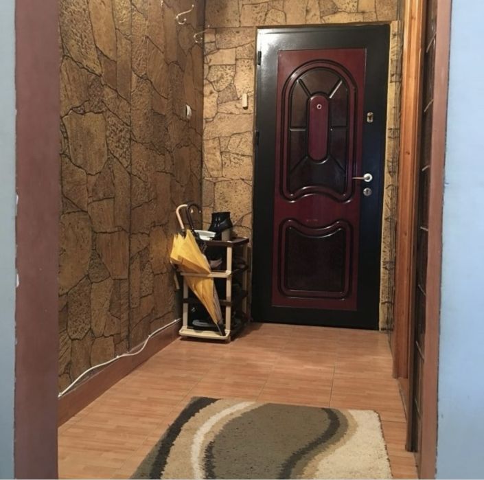 Apartament 2 camere semidecomandat