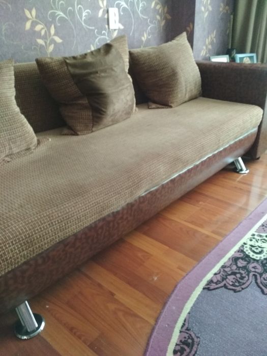 Продам диван б.у в отличном состоянии