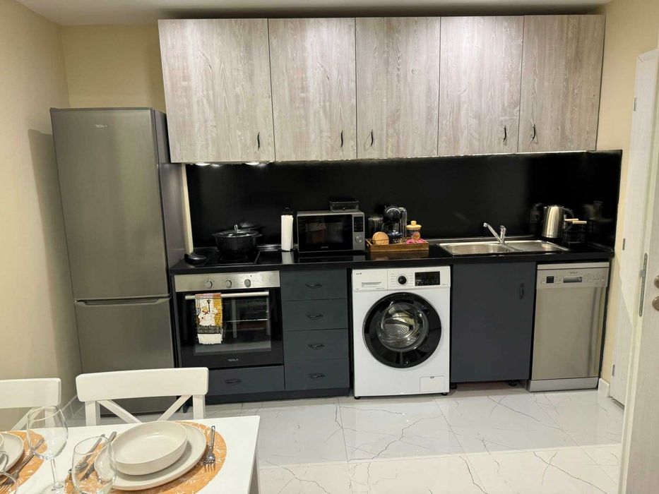 Продава се Тристаен апартамент в София, Център - 65 кв.м за 3016 €/кв.м - Снимка #10