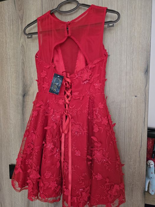 Официална червена рокля с гол гръб, размер XS-S
