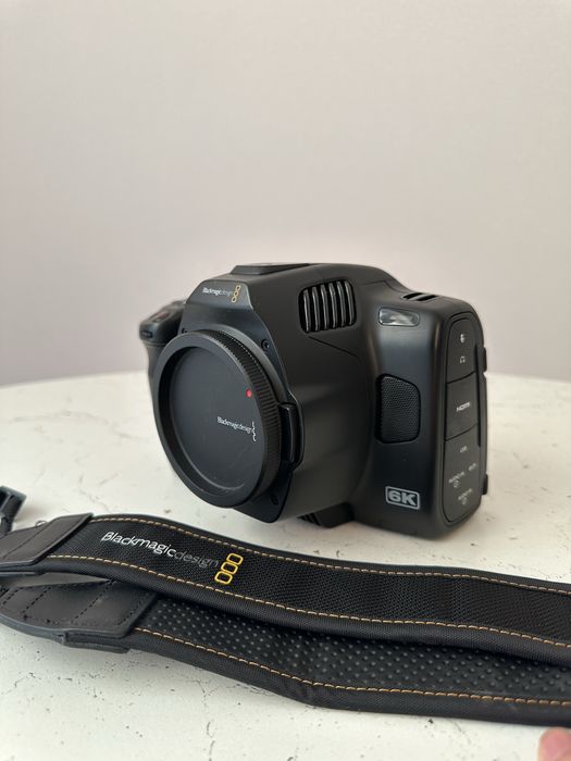 Blackmagic Pocket Cinema Camera 6K Pro