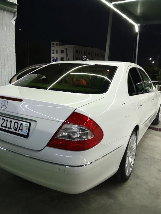 Srochno! Mercedes Benz W211 E240