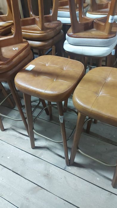Барные стулья , оборудование для кафе