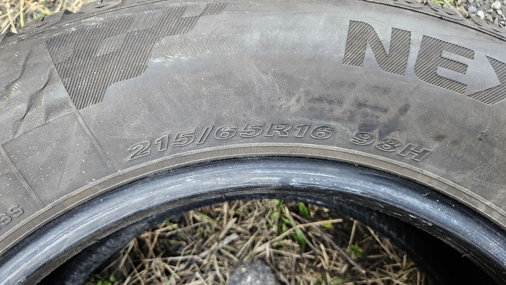 2бр гуми 215 65 16 дот 23 нексен