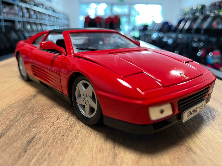MAISTO метална колекционерска количка FERRARI 348 Testarosa,мащаб 1:18