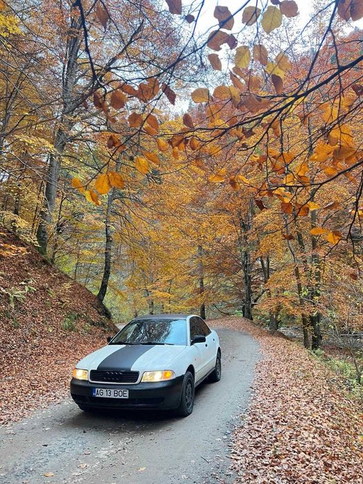 Vând sau schimb cu logan audi a 4 b5