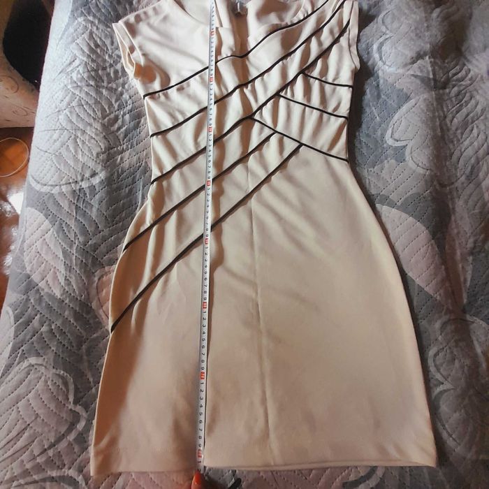 Дамска нова рокля