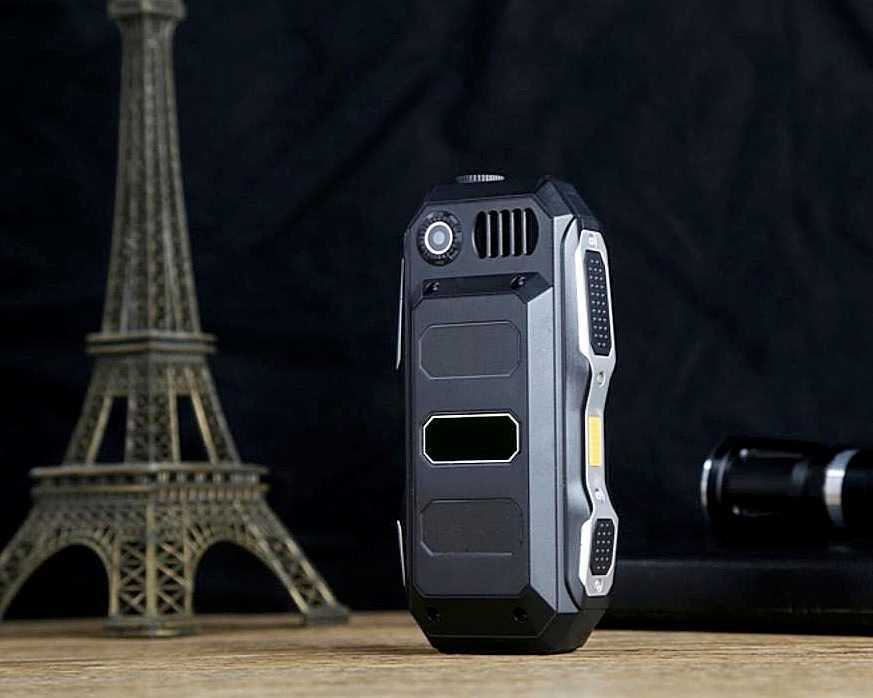 Мобилен телефон Удароустойчив водоустойчив телефон българско меню