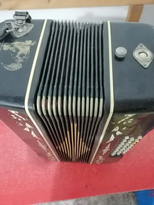 Продается Аккордеон