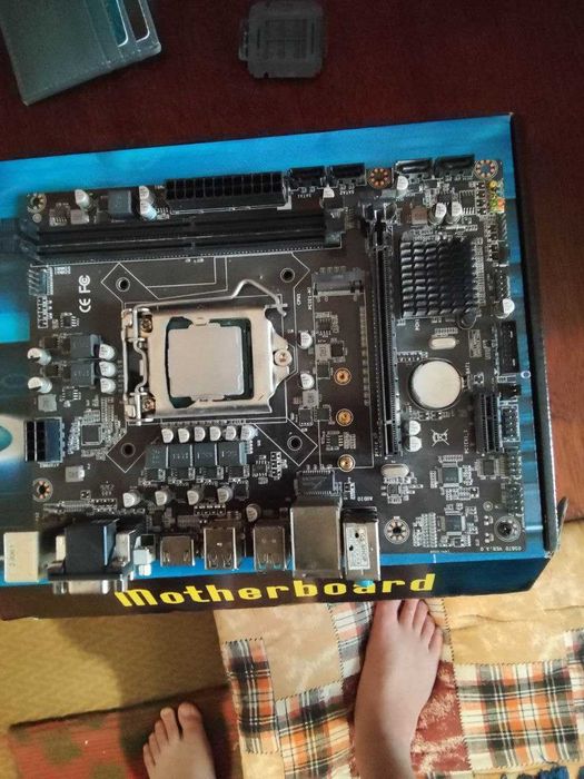 Продам Материнскую плату h510 комплект