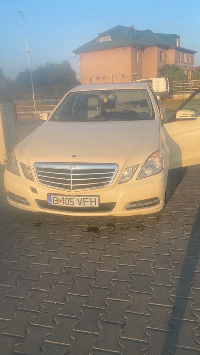 MERCEDES-BENZ E-Class 2012 — imagine 2