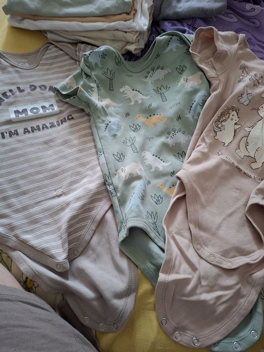 Body marimea 98 Sinsay si C&A