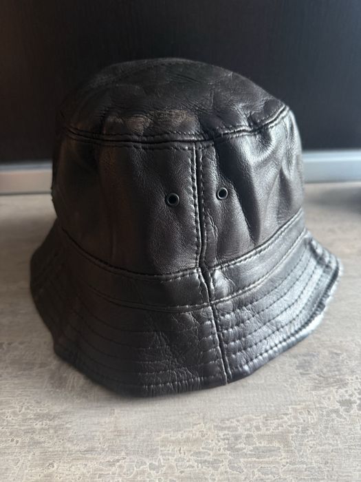 Palarie piele , impecabila