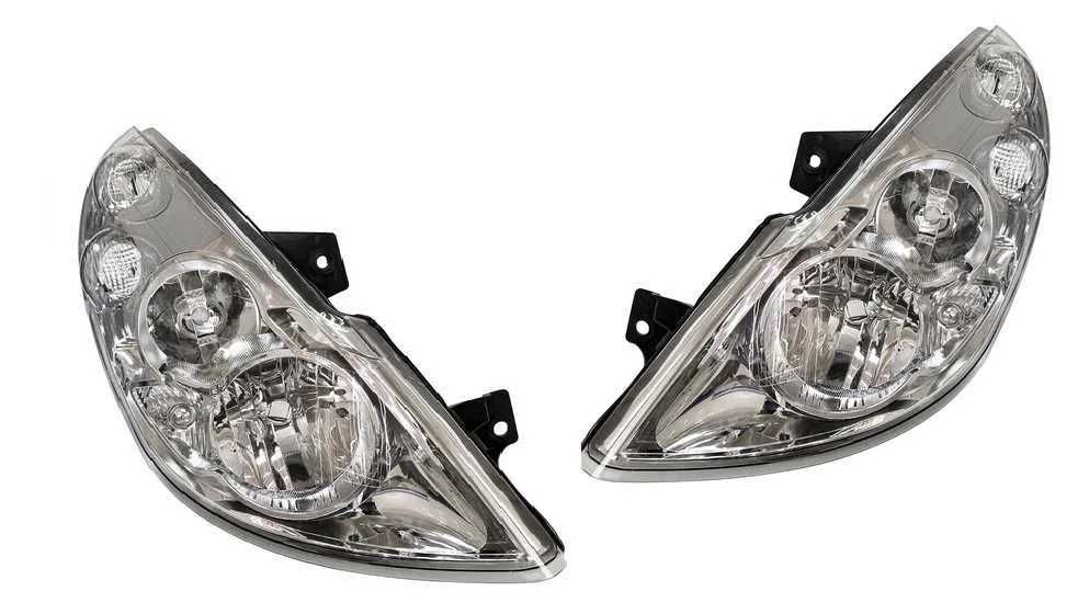 Far Faruri Renault Master 2010+ stanga - dreapta cu motor