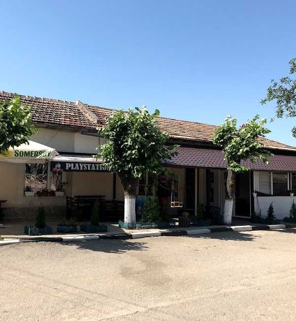 Дава се под наем Магазин в с. Зарица, Област Силистра - 104 кв.м за 28050 € - Снимка #4