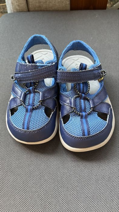 Sandale Columbia marimea 29