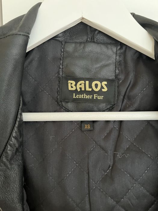 Кожено яке с естественна яка