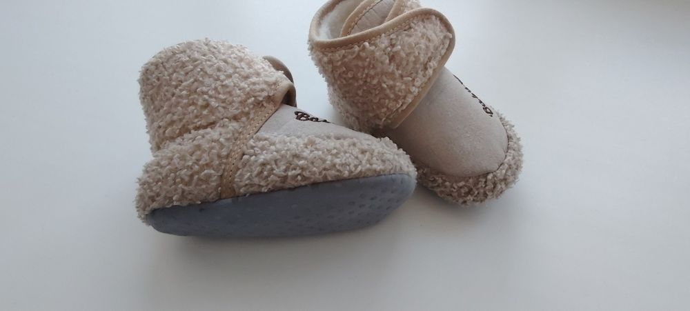 Продам пинетки.        .