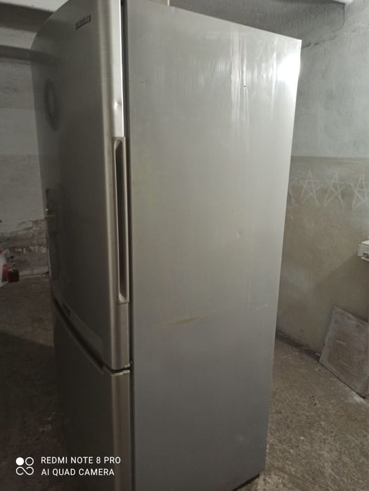 Продам б/у холодильник