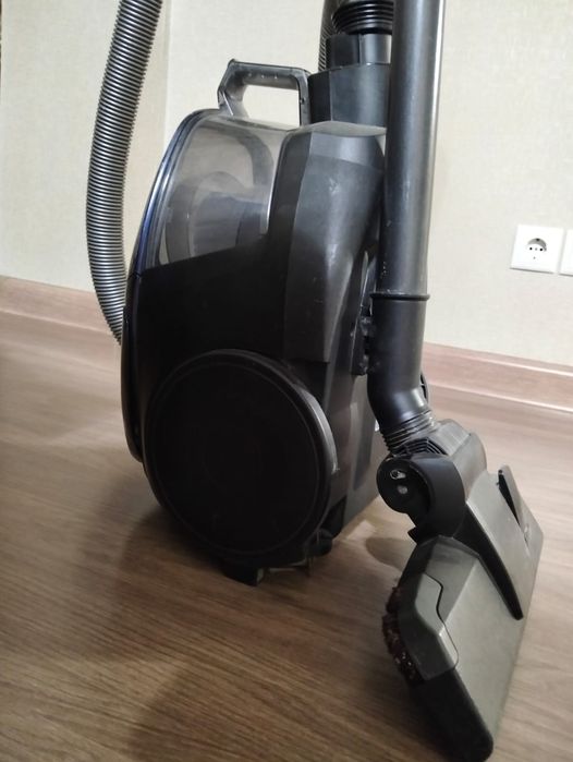 Пылесос требует ремонта