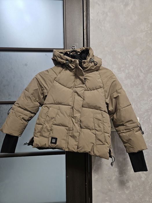 Куртка для девочек 6-7 лет