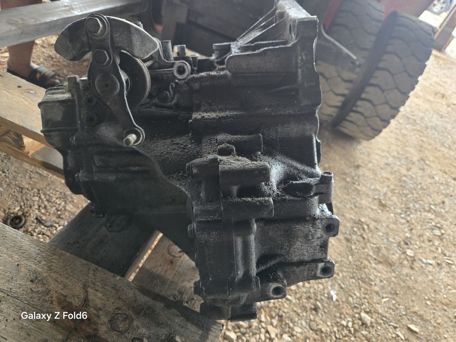 Скоростна кутия за Тойота Авенсис  Т25 1.8 бензин  2005/Toyota  Avensi