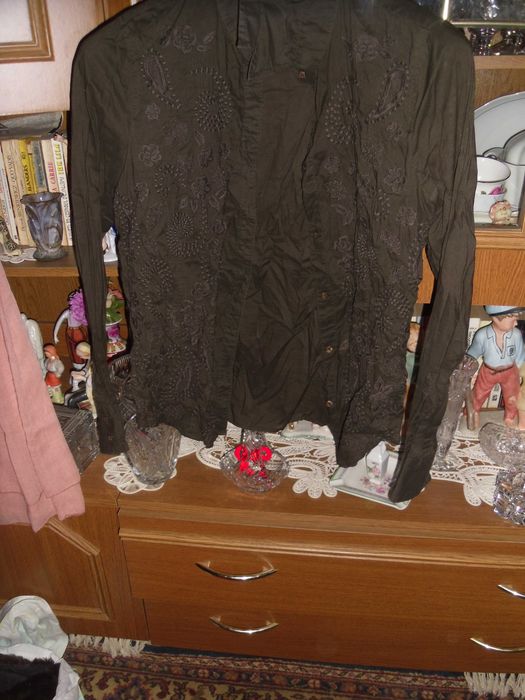 camasa cu broderie