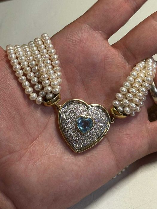 COLIER AUR 18K + 12 x 50 = 600 PERLE + 74 Diamante = 2.2CT + Aquamarin Inima = 3CT !