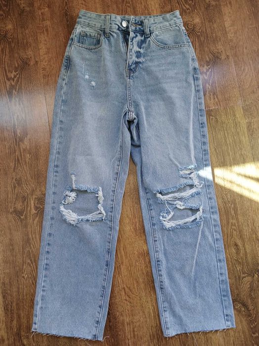 Къси и дълги дънкови панталони.