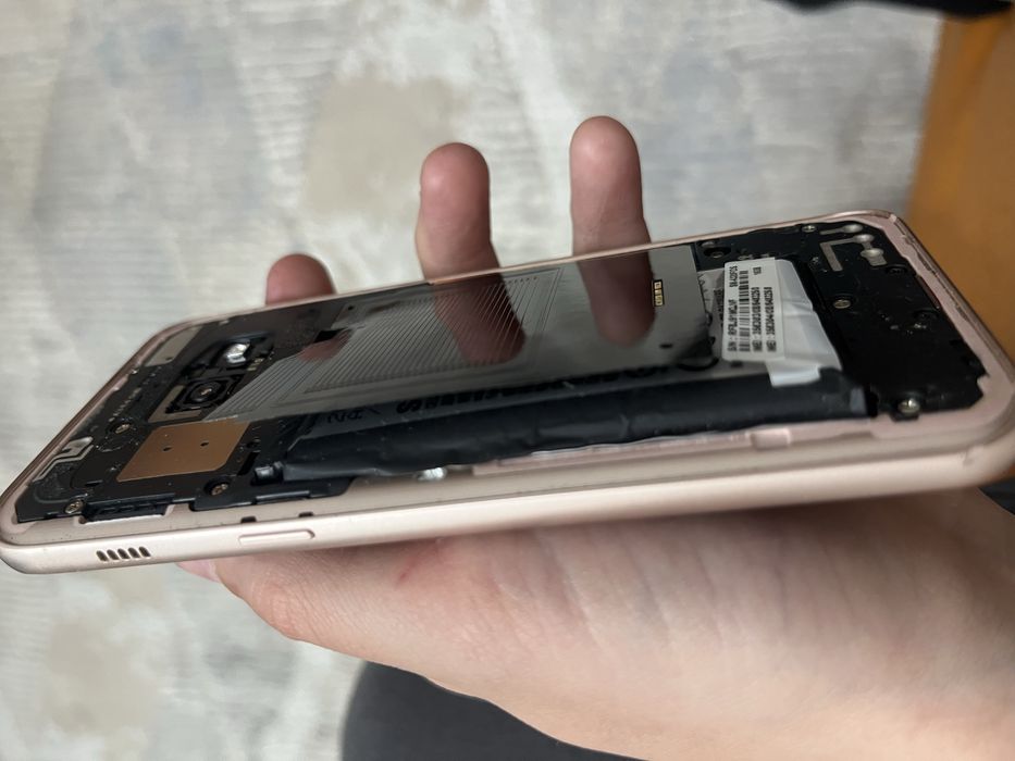 Телефон Галакси а3