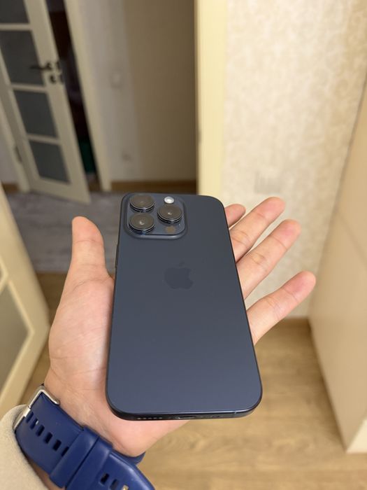 Продам iphone 15 pro 256 gb