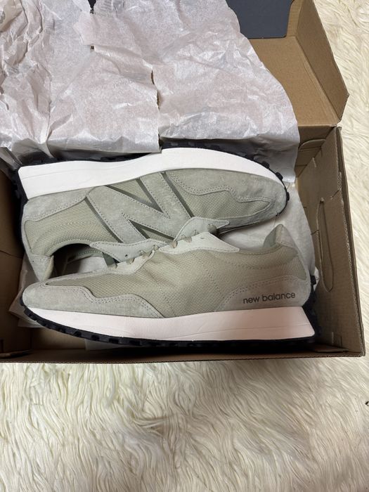 Чисто нови маратонки NB