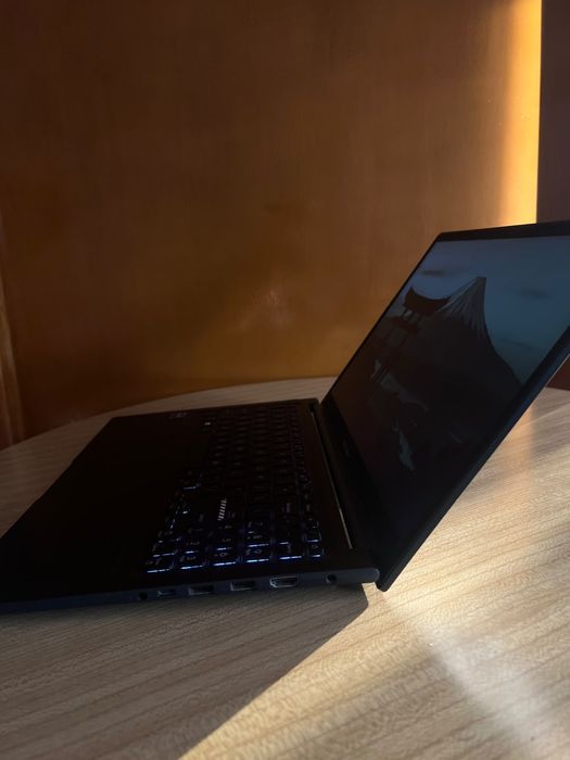 Asus vivobook X1504 i5 gen 12