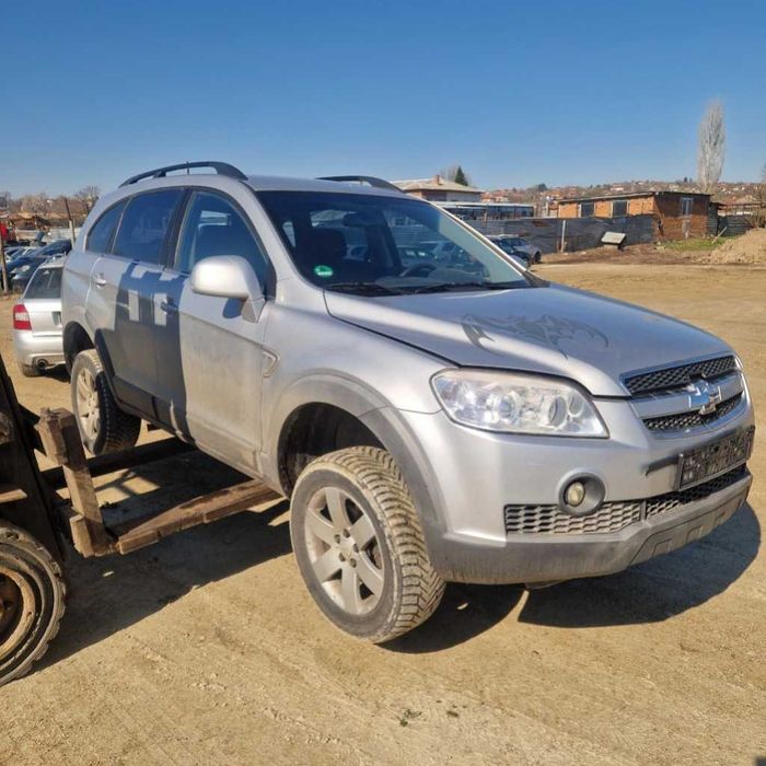 Chevrolet Captiva 2.4i 140кс за части