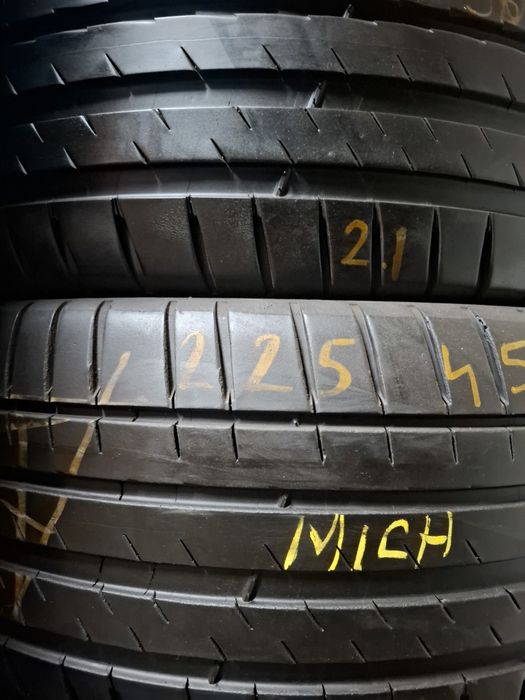 225 45 19 Vand 4 anvelope  vară Michelin