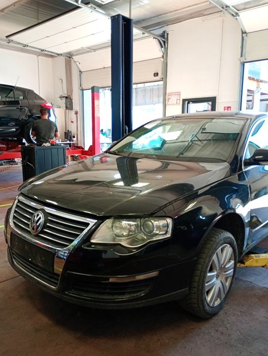 Faruri, trager capota, bara Passat B6