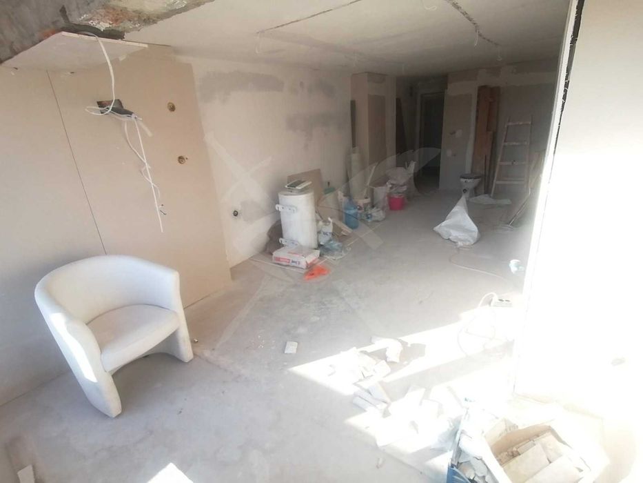 Продава се Едностаен апартамент в Несебър - 23 кв.м за 1187 €/кв.м - Снимка #1