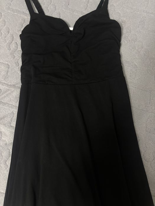 продам летнее черное платье