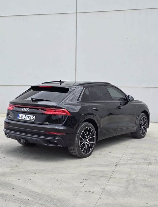 AUDI Q8 2022 — imagine 3