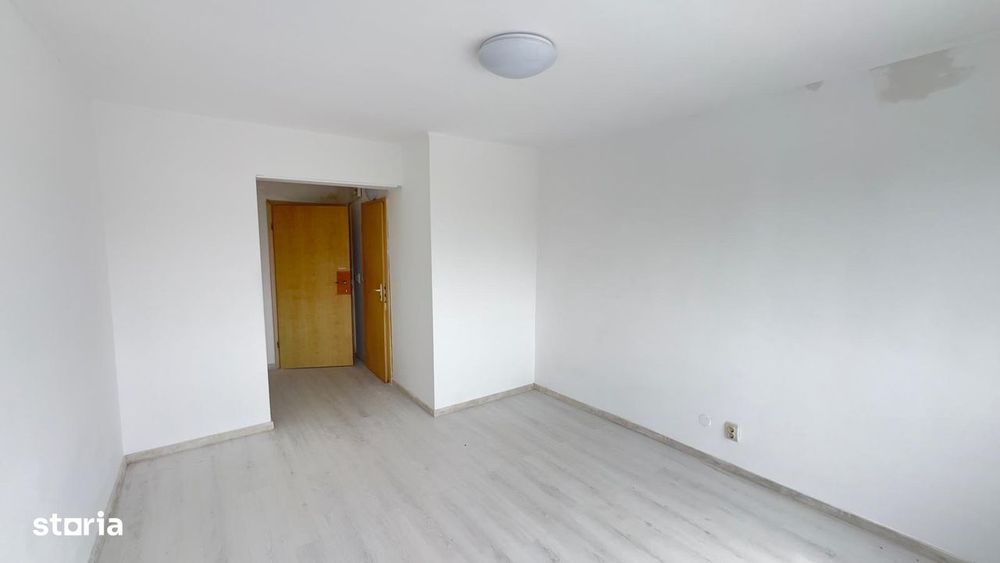 Garsoniera de vanzare Pitesti Str Depozitelor nr 31